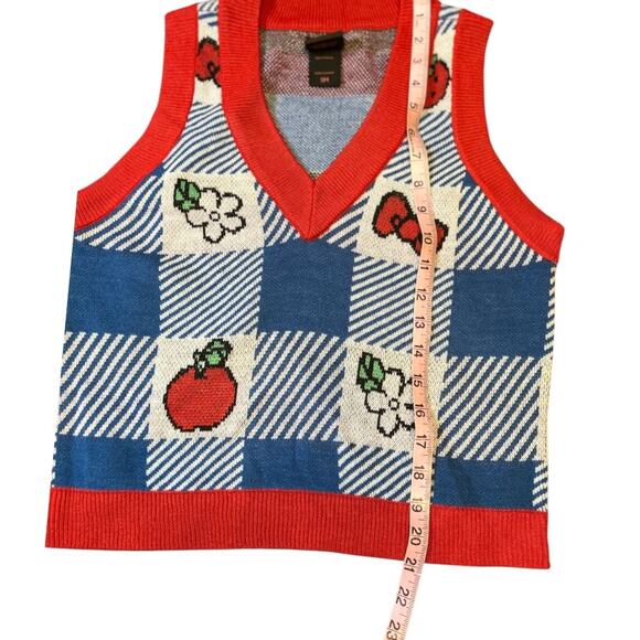 EUC Sanrio Hello Kitty and Friends Kawaii Icons Gingham Women's Vest Medium - Picture 4 of 7